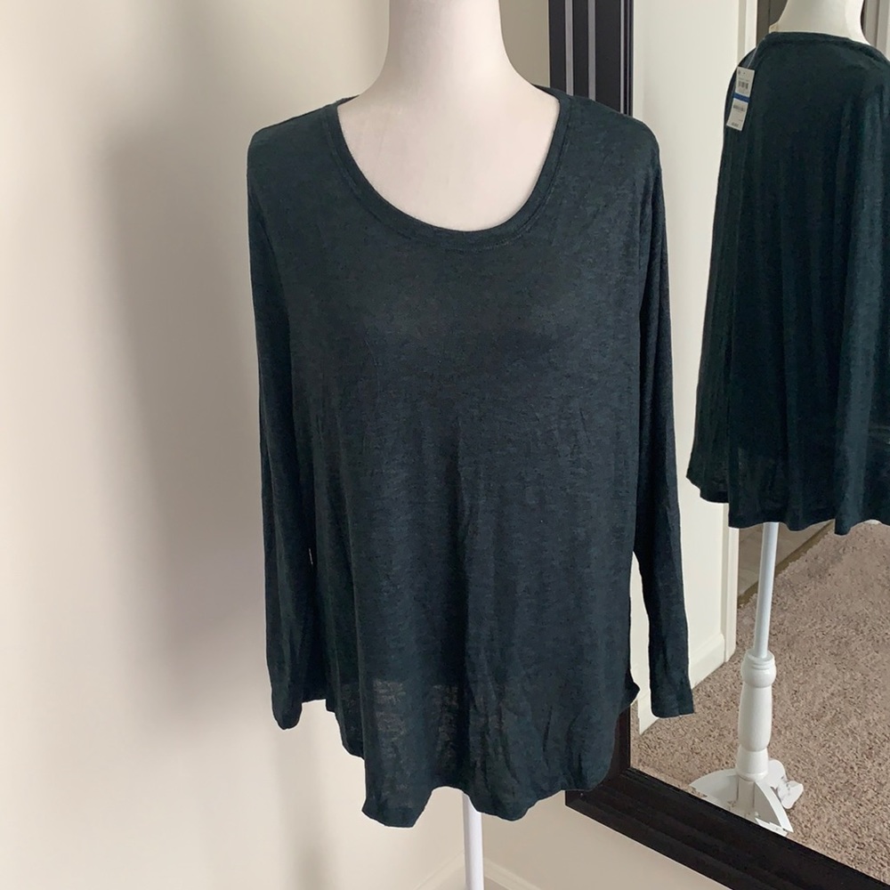 Green heathered top/sweater